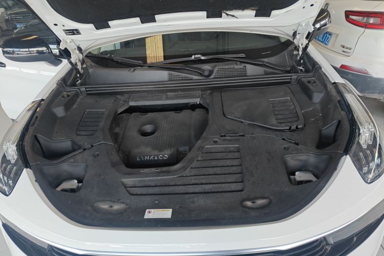 领克01 2018款 2.0T 两驱型+版局部细节24