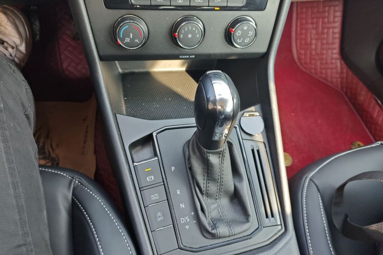 大众 朗逸 2022款 1.5L 自动风尚版中控内饰18