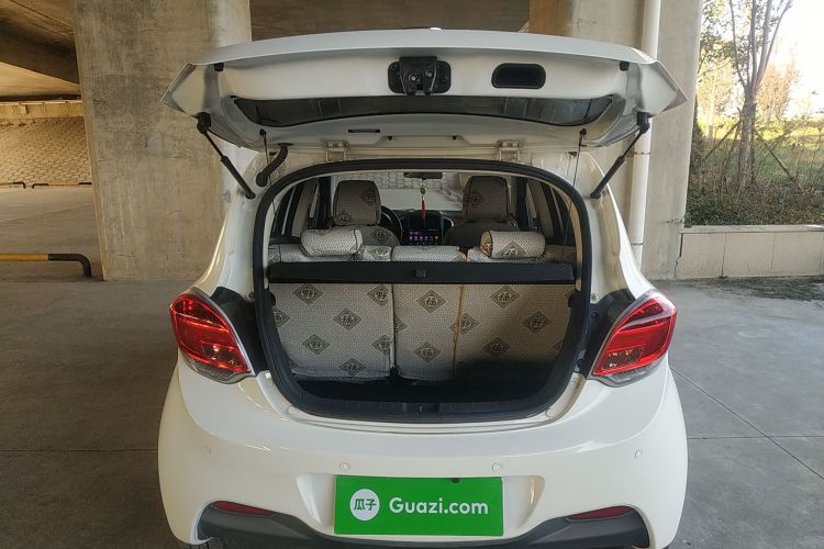 长安 奔奔 2015款 1.4L IMT豪华型 国V局部细节23