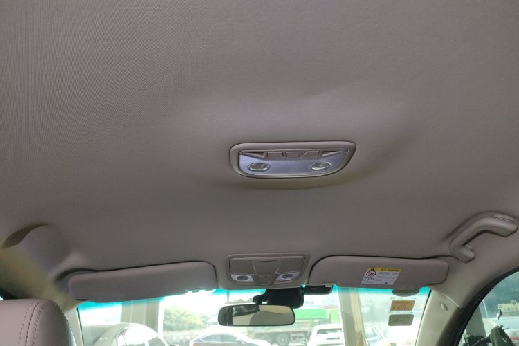 吉利汽车 帝豪 2017款 三厢百万款 1.5L CVT豪华型中控内饰22