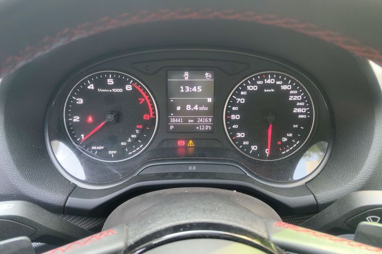 奥迪Q2L 2022款 35 TFSI 进取动感型中控内饰14