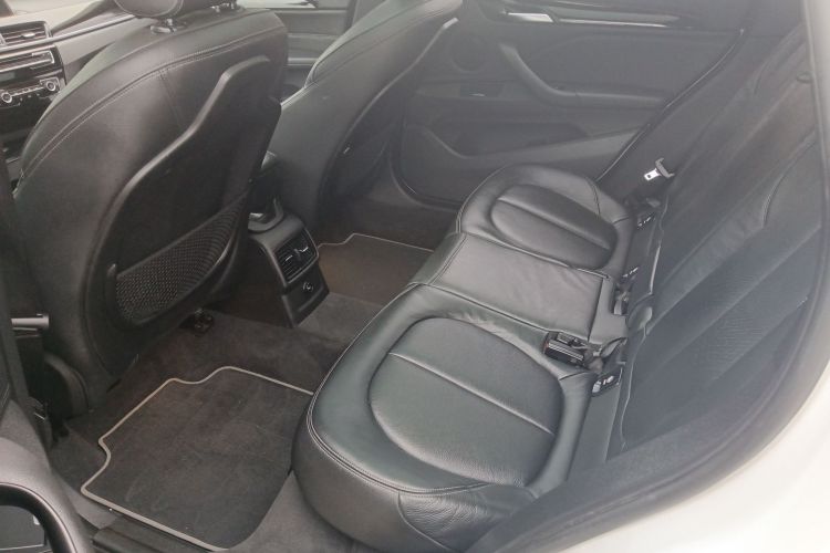 宝马X1 2016款 sDrive20Li 豪华型中控内饰7004