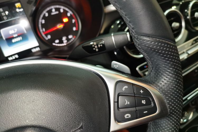 奔驰C级 2017款 改款 C 200 运动版局部细节18