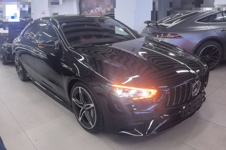 奔驰CLA AMG 2026款 AMG CLA 35 4MATIC车身外观3