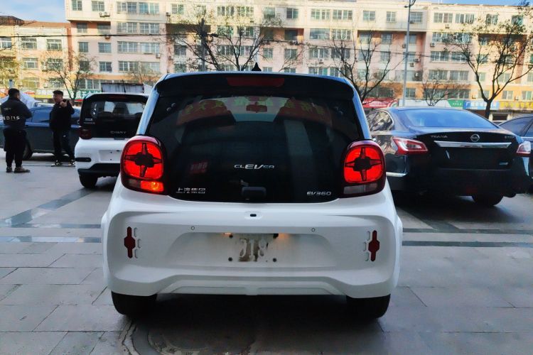 荣威 科莱威CLEVER 2021款 302km新四座超能版车身外观6