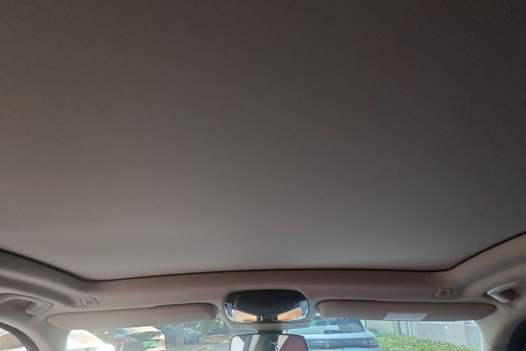 宝马iX3 2024款 创领型中控内饰22