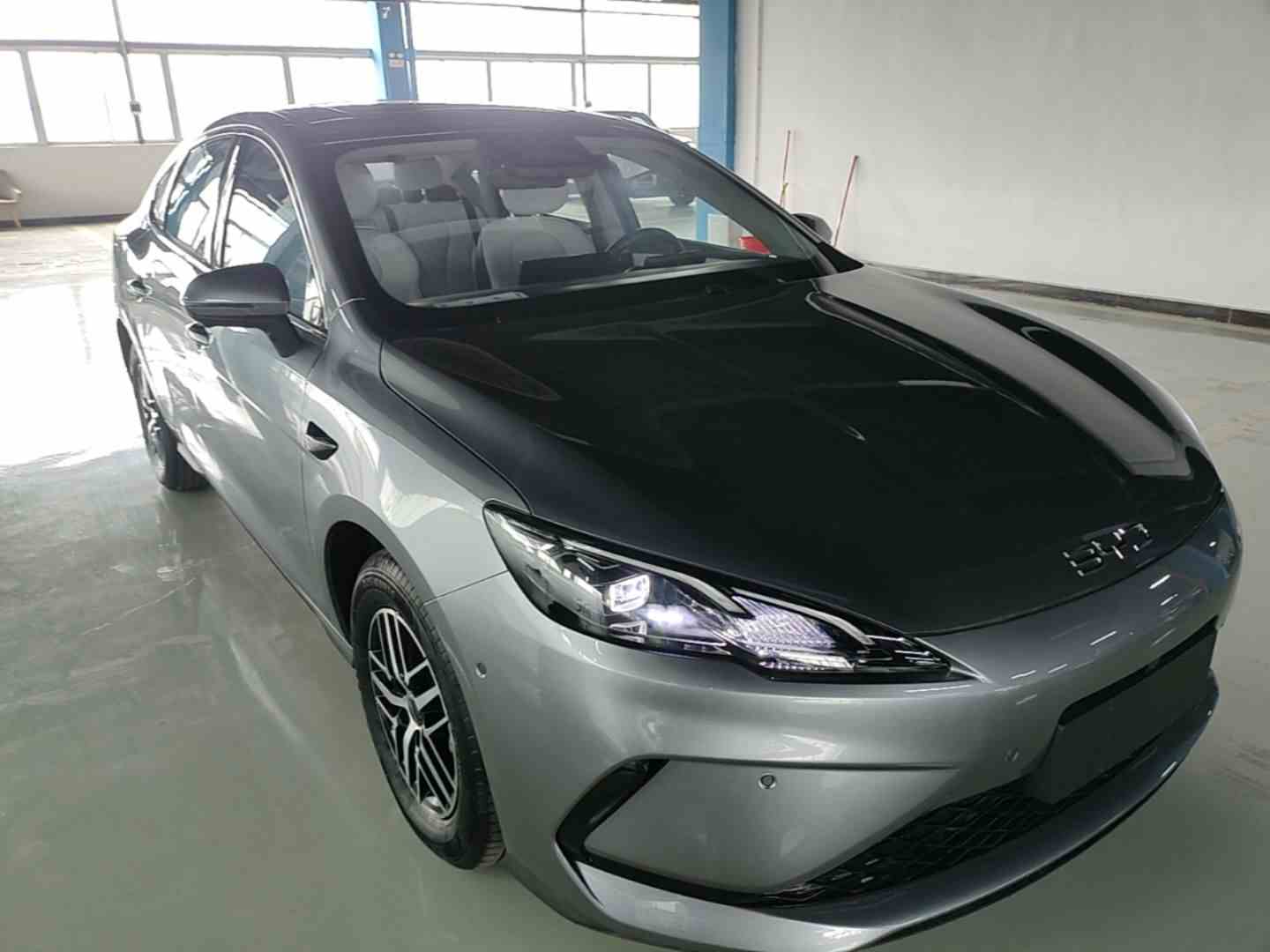 比亚迪 海豹05 DM-i 2025款 DM-i 智驾版 120KM旗舰型(5)