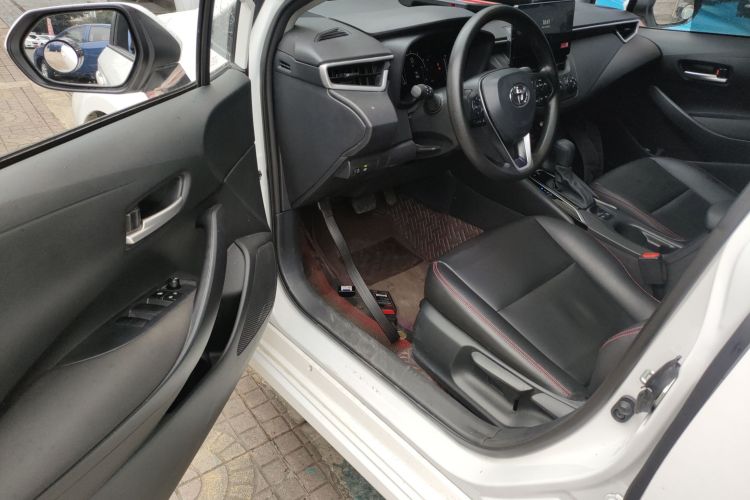 丰田 卡罗拉 2023款 1.5L 先锋版中控内饰7003