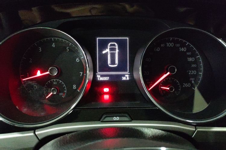 大众 2018款 途安L 280TSI DSG舒适版 7座 国V局部细节14