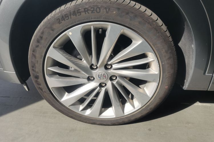 别克 2024款 昂科威Plus 四驱Avenir艾维亚车身外观6002