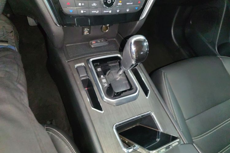 启辰T90 2017款 2.0L CVT智尚版局部细节18