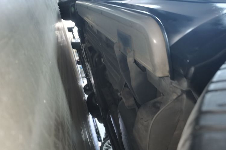 路虎 发现 2018款 3.0 SC V6 SE局部细节9002