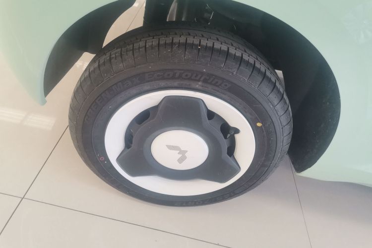 五菱汽车 宏光MINIEV 2024款 第三代 215km 青春版车身外观6008