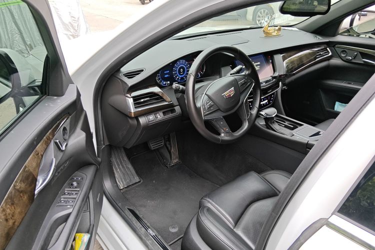 凯迪拉克CT6 2017款 28T 豪华型中控内饰7003