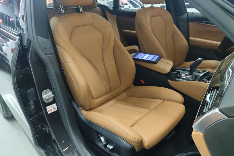 宝马6系GT 2019款 630i M运动套装局部细节41