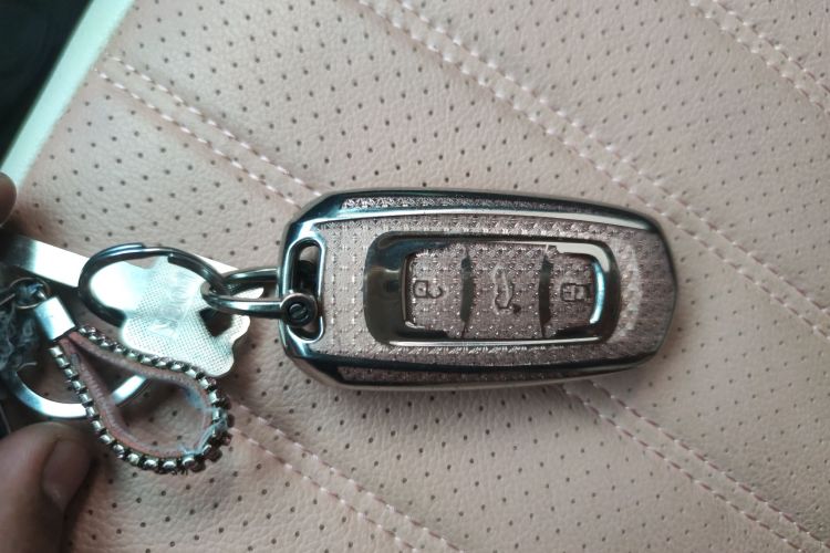 吉利银河 2024款 熊猫mini 200km 耐力熊中控内饰11