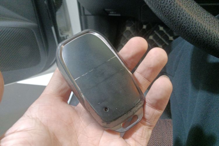 丰田 雷凌 2022款 双擎 1.8H E-CVT豪华版中控内饰11