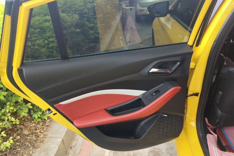 名爵 MG5 2022款 180DVVT CVT青春旗舰版中控内饰7008