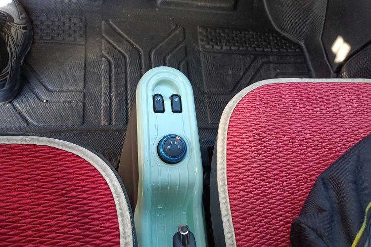 五菱汽车 宏光MINIEV 2020款 自在款 三元锂中控内饰18