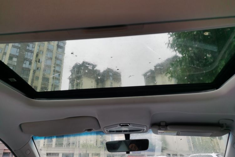 吉利汽车 帝豪S 2022款 1.4T CVT跨界玩家版中控内饰22