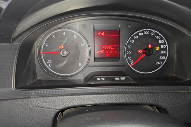 大众 桑塔纳 2021款 1.5L 手动风尚版中控内饰14