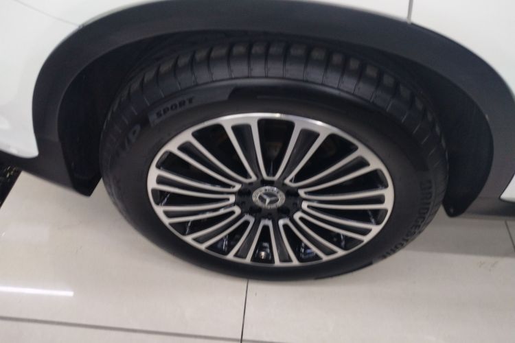 奔驰GLC 2019款 GLC 260 L 4MATIC 动感型车身外观6003