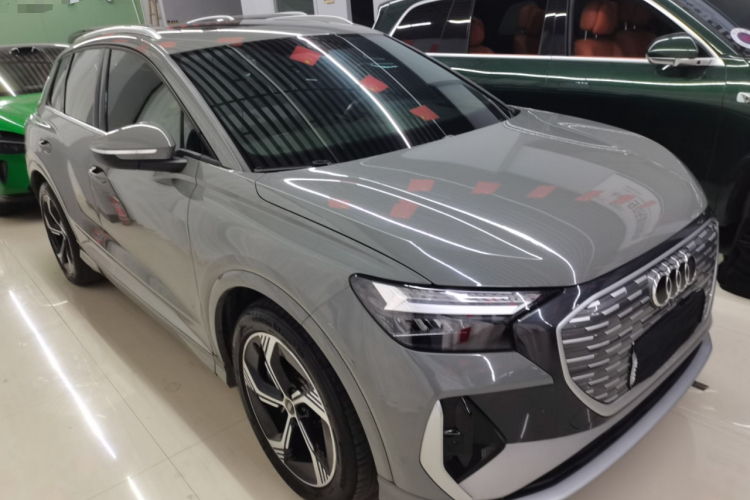 奥迪Q4 e-tron 2024款 40 e-tron 创境版车身外观3