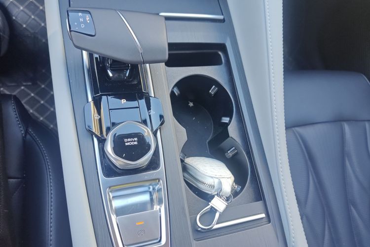 长安CS75 PLUS 2024款 第三代 冠军版 1.5T 智驾劲航型中控内饰18