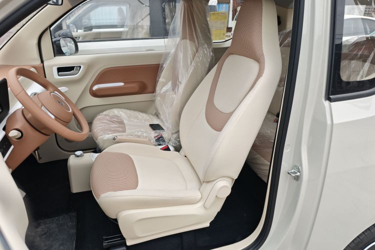 五菱汽车 宏光MINIEV 2024款 第三代 215km 青春版局部细节19