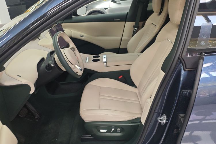 小米汽车 小米YU7 2025款 超长续航后驱版局部细节19