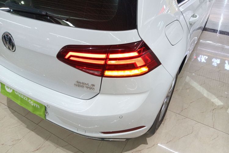 大众 高尔夫 2019款 280TSI DSG舒适型 国VI车身外观9