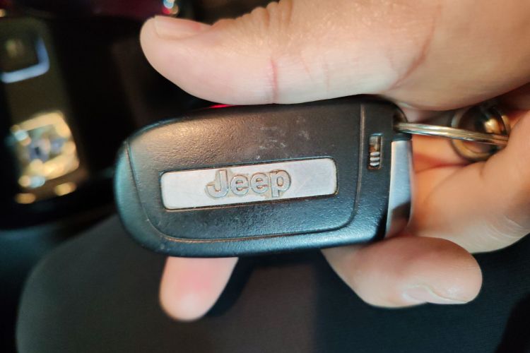 Jeep 指南者 2020款 220T 自动精英版中控内饰7001