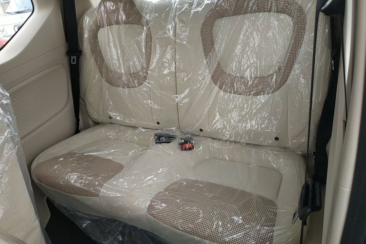 五菱汽车 宏光MINIEV 2024款 第三代 215km 青春版中控内饰7004