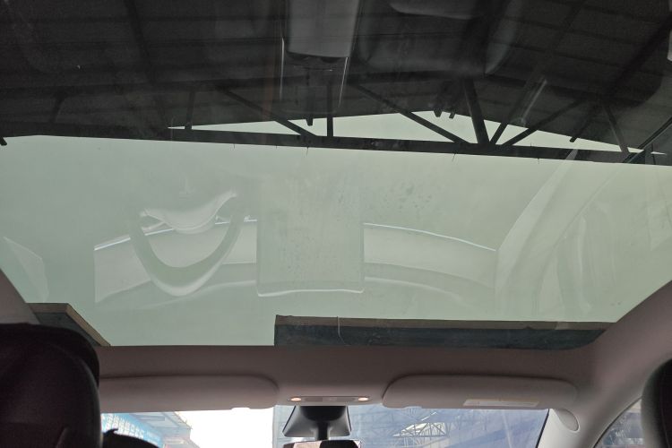 特斯拉 Model Y 2023款 长续航全轮驱动版局部细节22