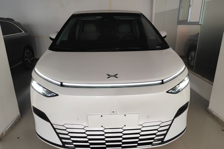 小鹏X9 2024款 702超长续航Max车身外观2