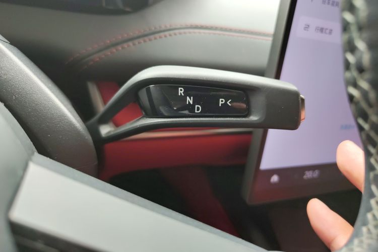 小米汽车 小米SU7 2024款 四驱超长续航高阶智驾Max版中控内饰18