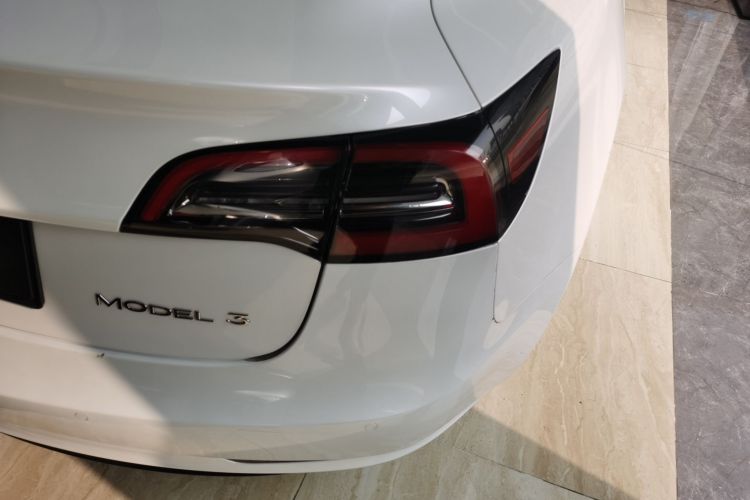 特斯拉 Model 3 2022款 后轮驱动版车身外观6006