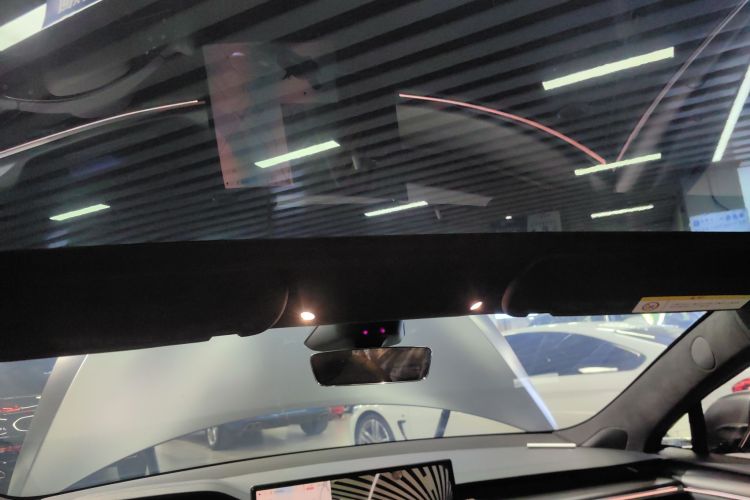 特斯拉 Model S 2023款 双电机全轮驱动版中控内饰22