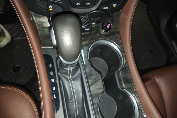 别克 昂科威 2016款 28T 四驱豪华型中控内饰18