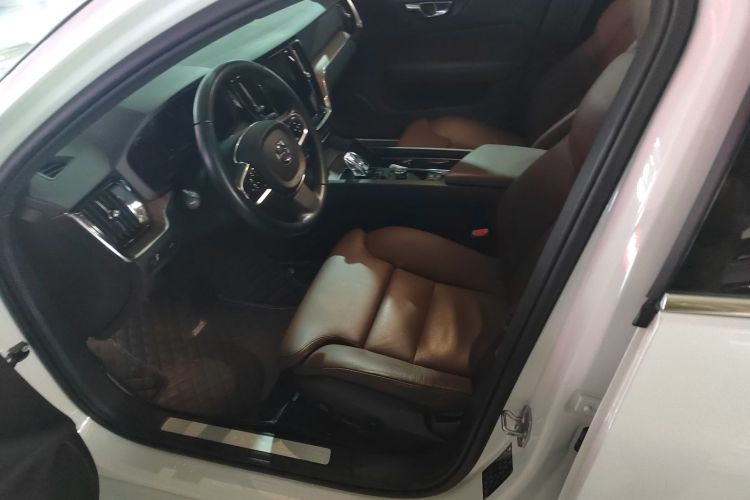 沃尔沃S60 2022款 B4 智远豪华版局部细节19