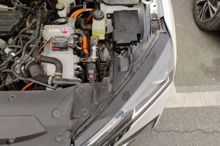 东风风神 皓瀚 2023款 DH-i 1.5T 尊贵版局部细节9007