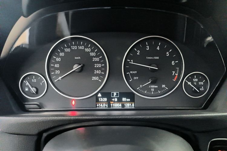 宝马3系 2017款 320Li 时尚型局部细节14