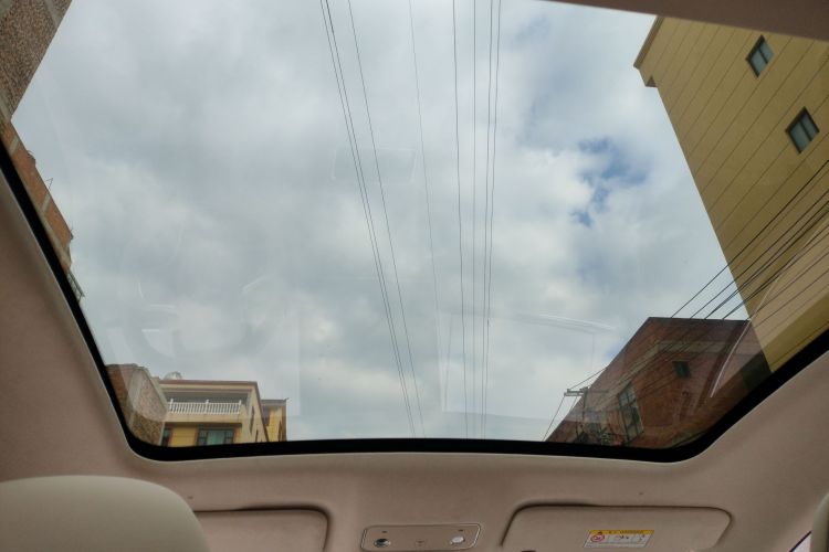 鸿蒙智行 智界R7 2024款 纯电 667km Pro局部细节22