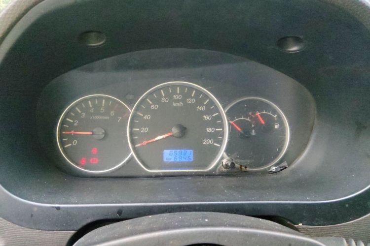 五菱汽车 五菱宏光 2016款 1.5L 改款S舒适型中控内饰14