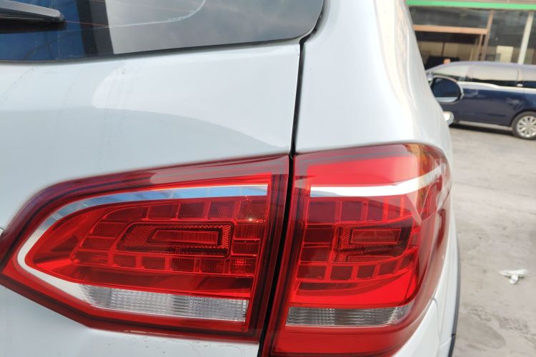 哈弗H6 2019款 运动版 1.5T 手动两驱精英型 国VI车身外观9