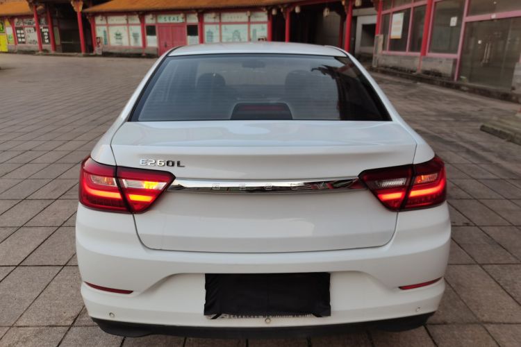 吉利汽车 远景 2019款 升级版 1.5L CVT豪华型 国VI车身外观6