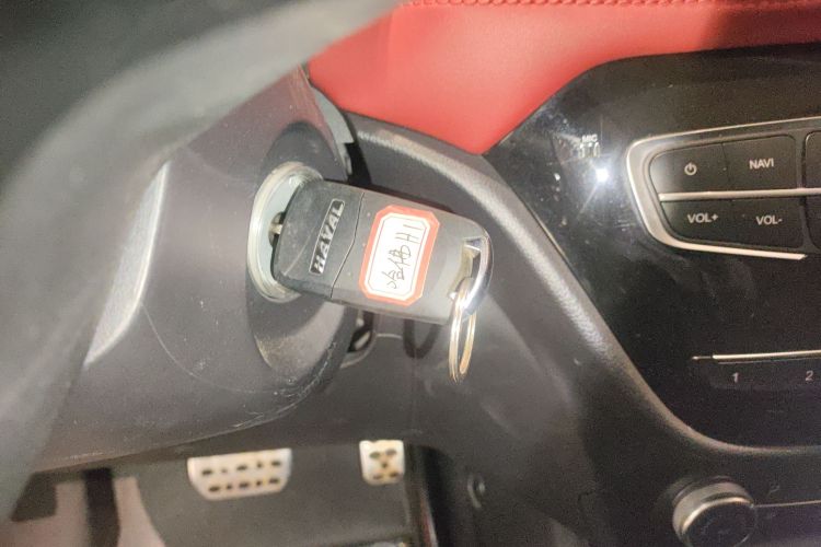 哈弗H1 2015款 1.5L AMT豪华型中控内饰11