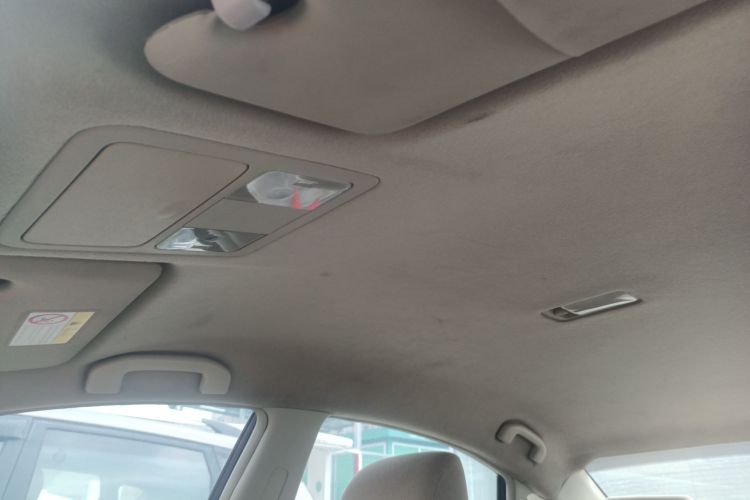 日产 轩逸 2012款 经典 1.6XE 自动舒适版局部细节22