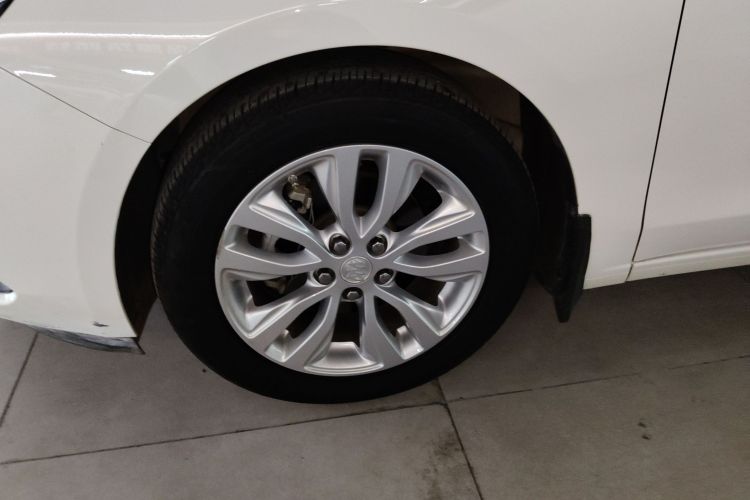 别克 英朗 2021款 改款 典范 1.5L 自动精英型车身外观6007