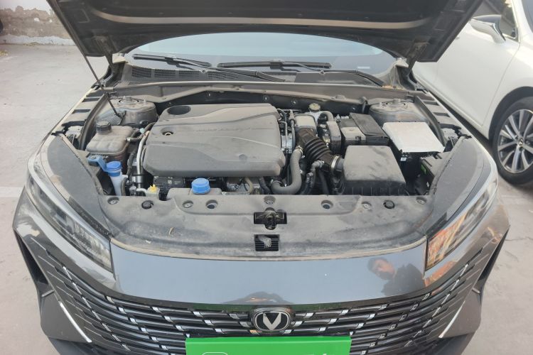 长安 逸动 2024款 1.5T GDI自动 旗舰型局部细节24